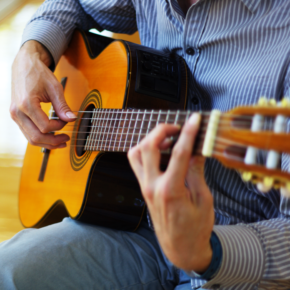 What is the preferable shape for one's fingernails and thumb nail that is  most conducive to the optimal sound for playing classical guitar? - Quora
